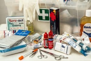 Urban Survival Kit: Top 8 Items You Need in Your Bag
