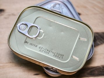 tin food