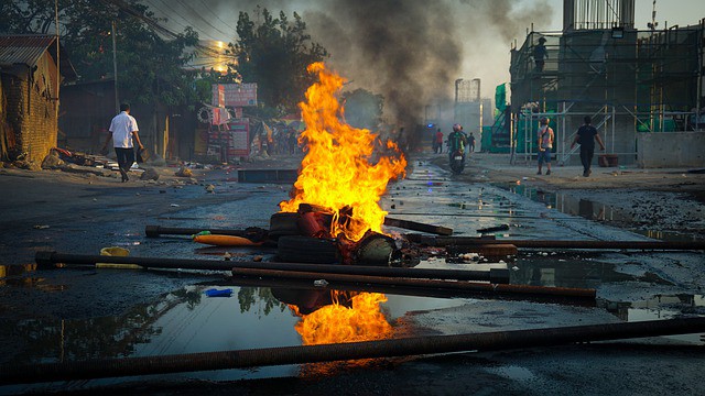 Urban Survival | What you have to know! 4 Aftermath Riot