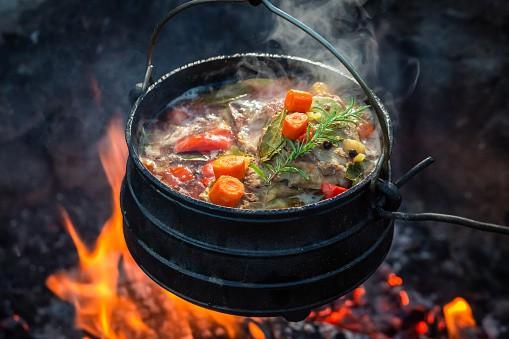 9 Basic Survival Skills Everyone Should Know How to Do 6 survival stew