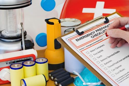 The Prepper's Ultimate Survival Gear Checklist 7 survival checklist